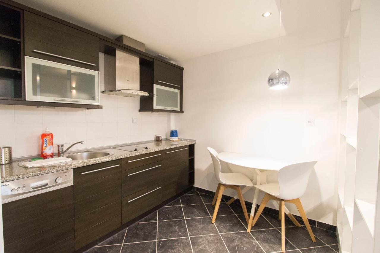 Lucky Apartments - Wita Stwosza 15 Old Town Breslavia Esterno foto